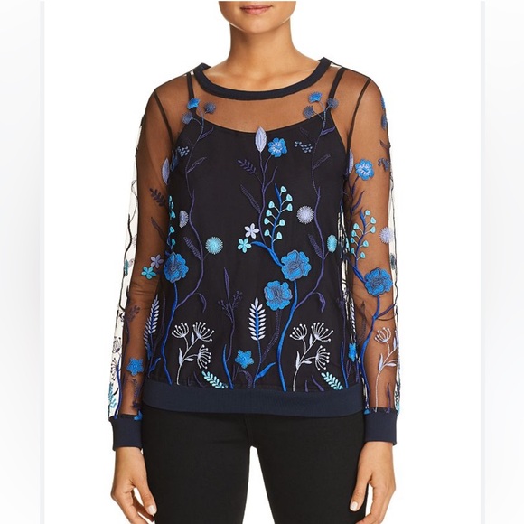 Elie Tahari Tops - Elie Tahari Val Floral Top